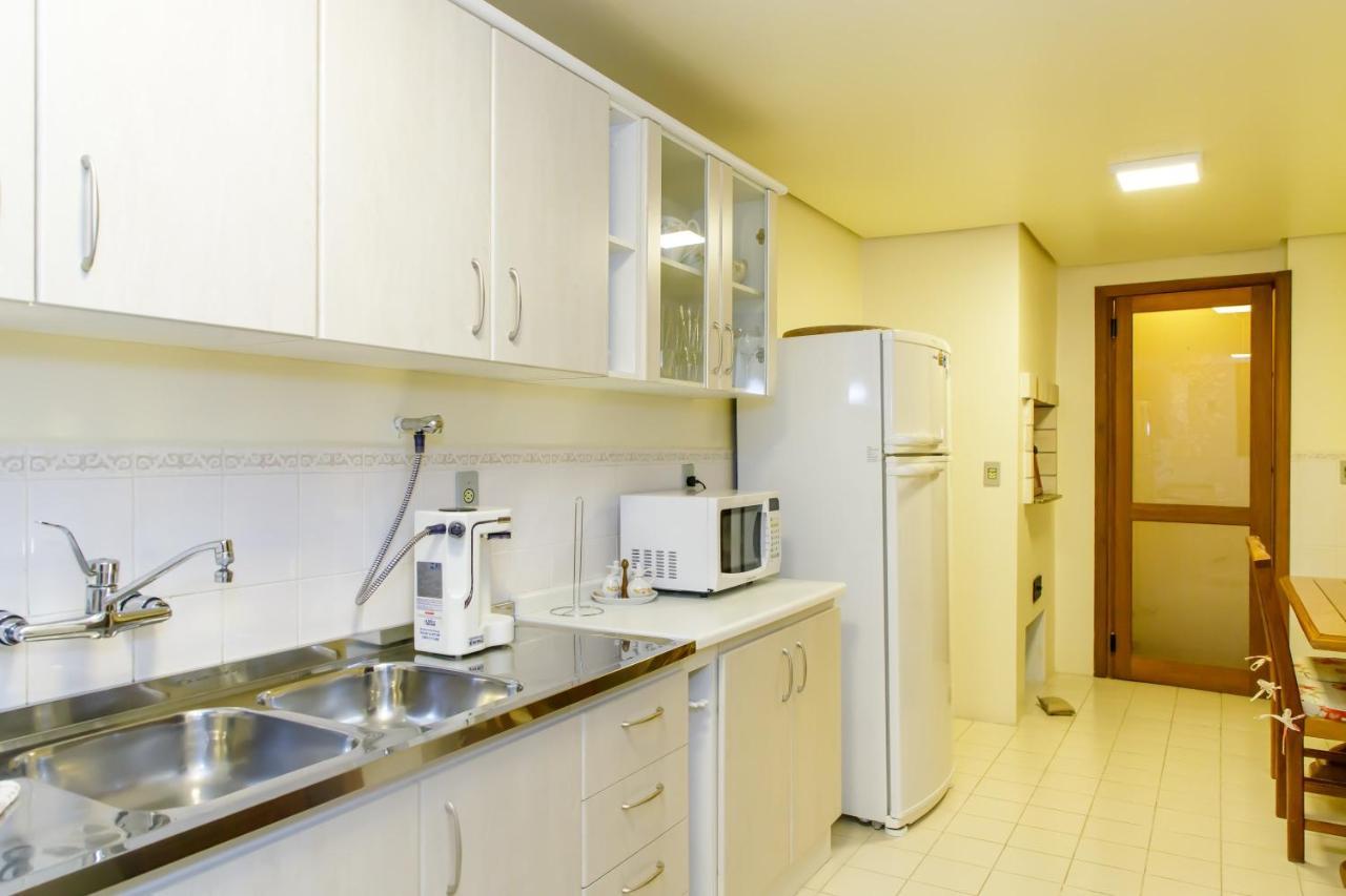 Apartamento Amplo E Aconchegante Na Av Das Hortencias No Centro De Gramado Buitenkant foto