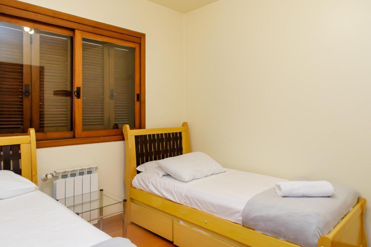 Apartamento Amplo E Aconchegante Na Av Das Hortencias No Centro De Gramado Buitenkant foto